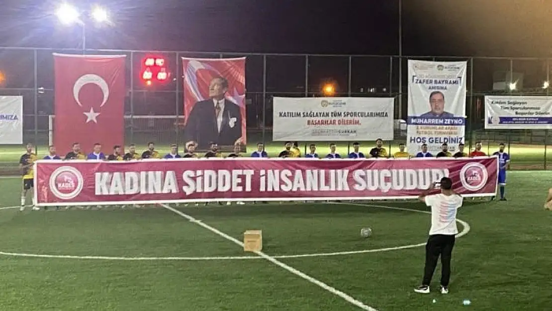 'Polis futbol turnuvasında ´kadına şiddete´ dikkat çekti'