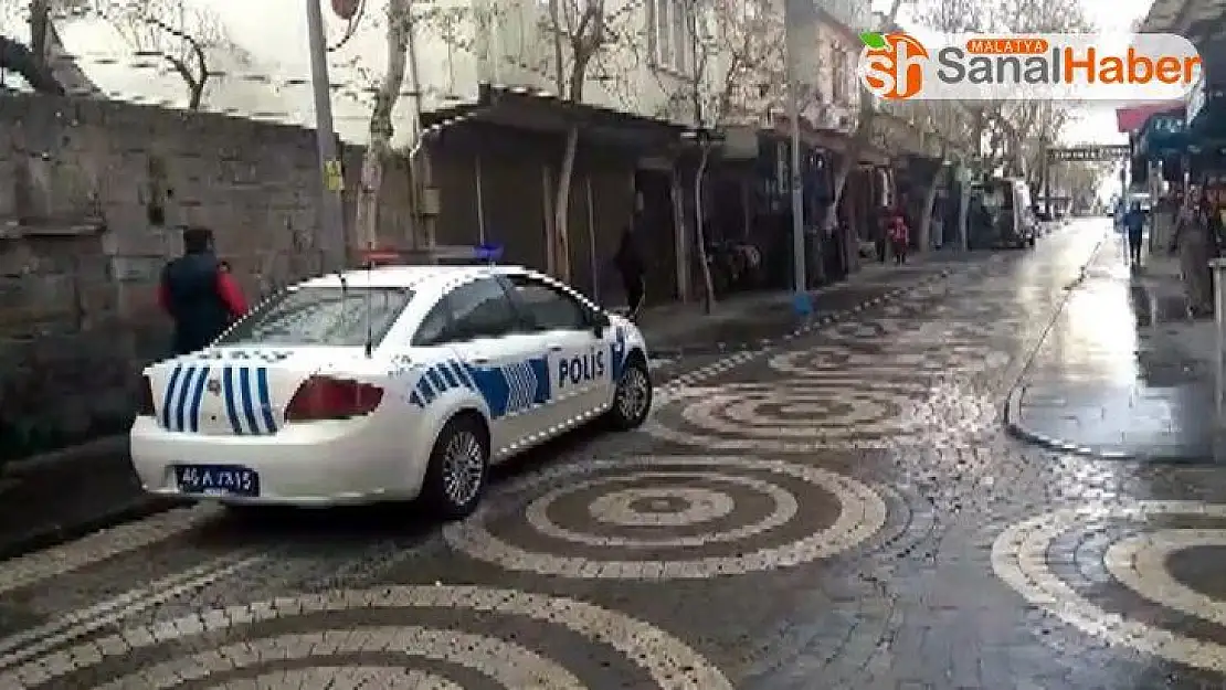 Polisten Suriyelilere 'korona virüs' anonsu