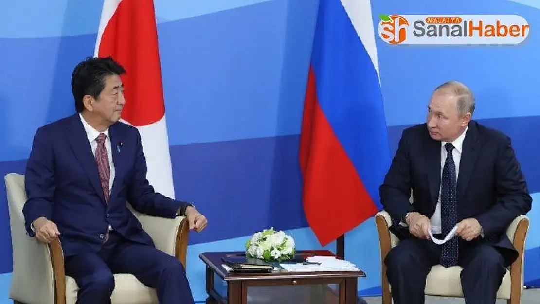 Putin'den Abe'nin İkinci Dünya Savaşı barış anlaşması çağrısına yanıt