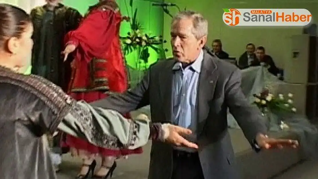 Putin ile Bush'un birlikte dans ettiği görüntüler ortaya çıktı