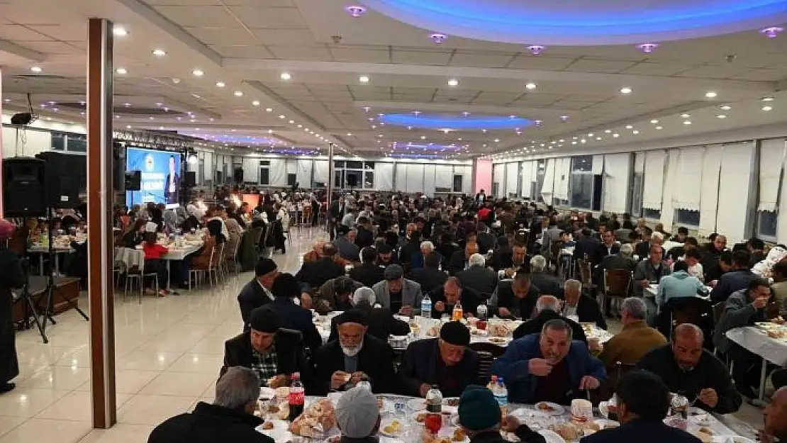 'Pütürge Belediyesi´nin iftar programı ilgi gördü'