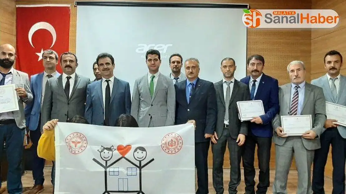 Pütürge'de  Beyaz Bayrak ve Beslenme Dostu sertifikası verildi
