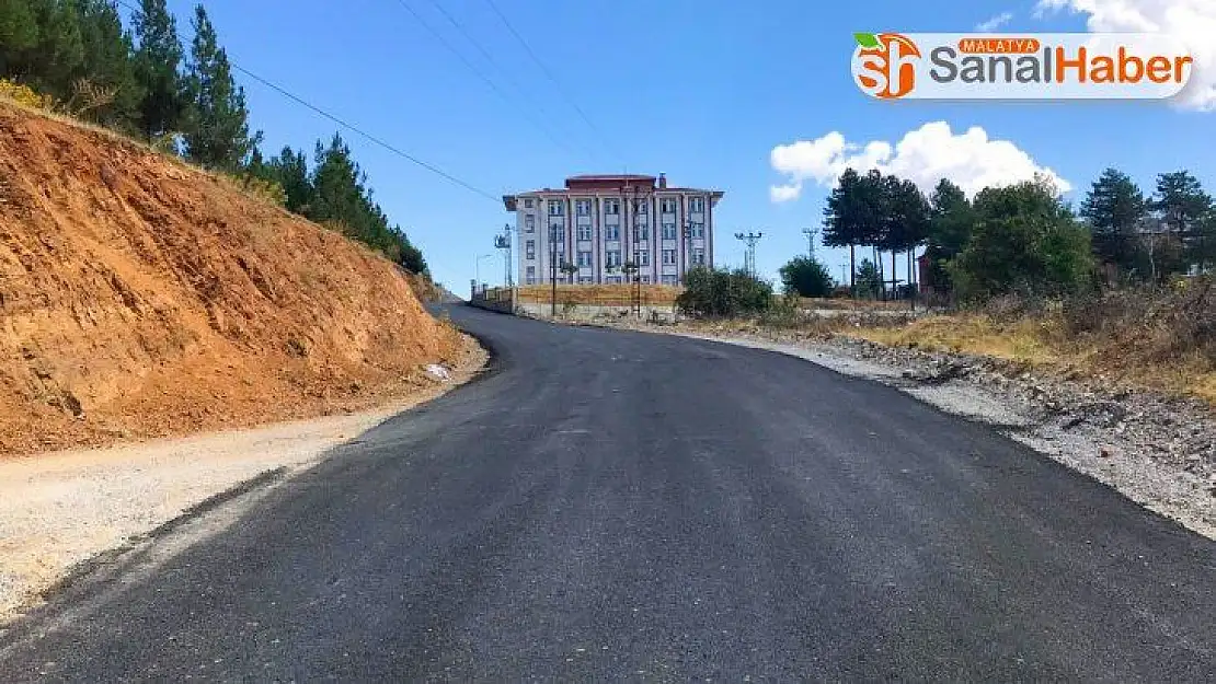 Pütürge'de yol çalışmaları devam ediyor