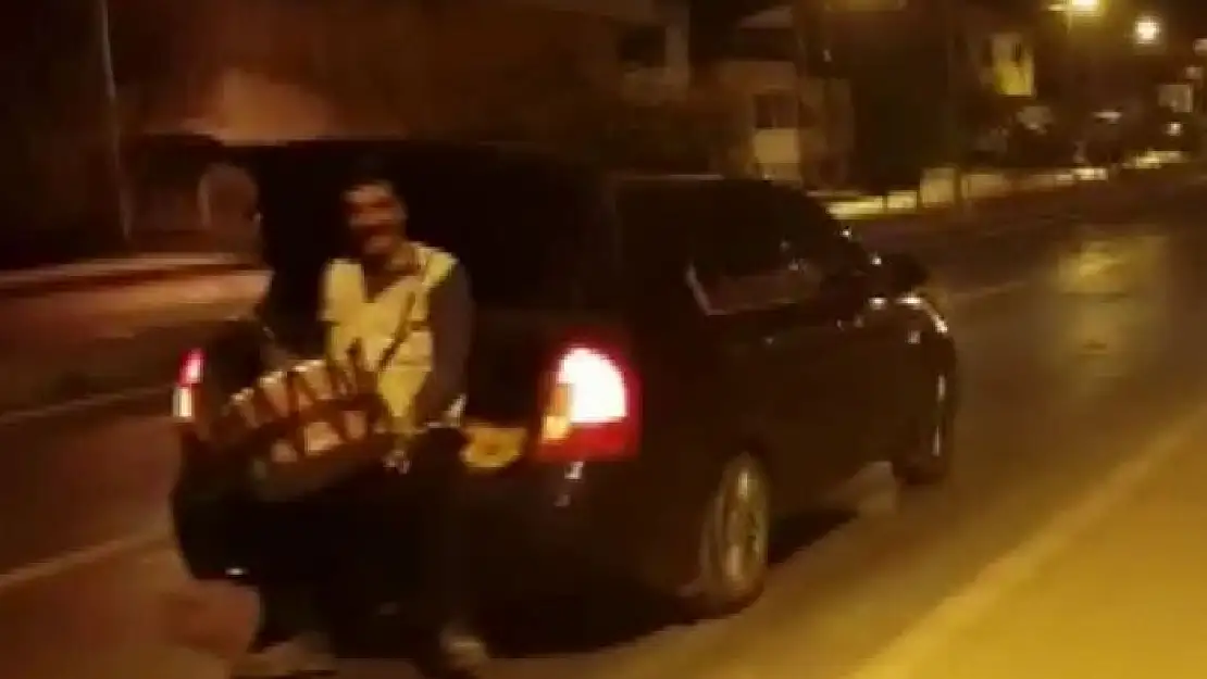 'Ramazan ayının vazgeçilmezi sahur davulcularında çare bitmiyor'