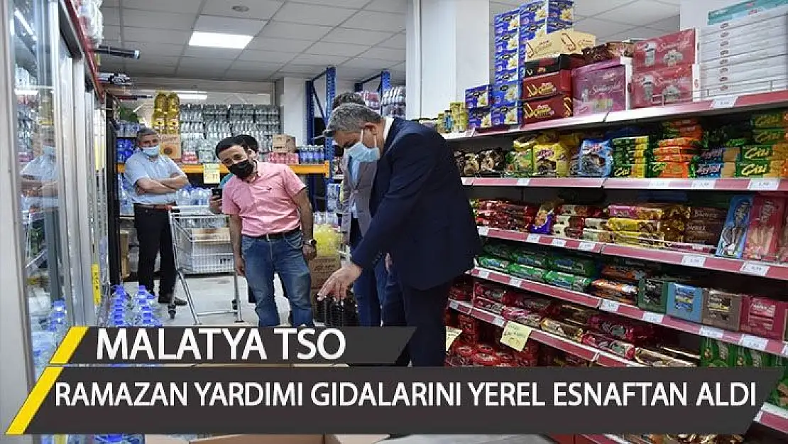 Ramazan yardımı gıdalarını yerel esnaftan aldı