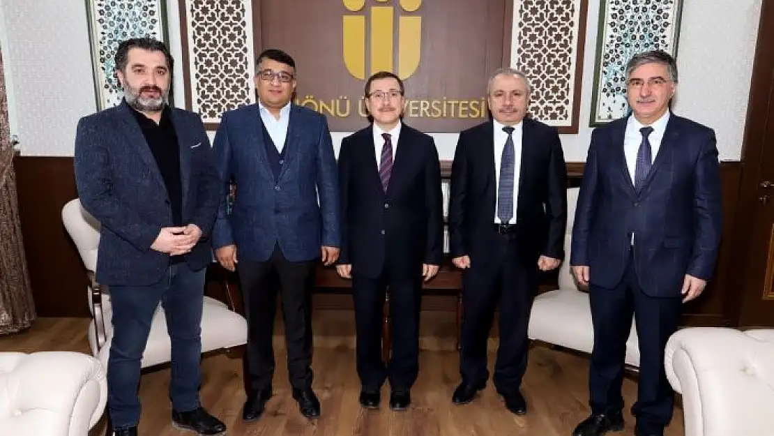 'Rektör Kızılay´dan doktorlara yapılan maaş zammı memnuniyeti'