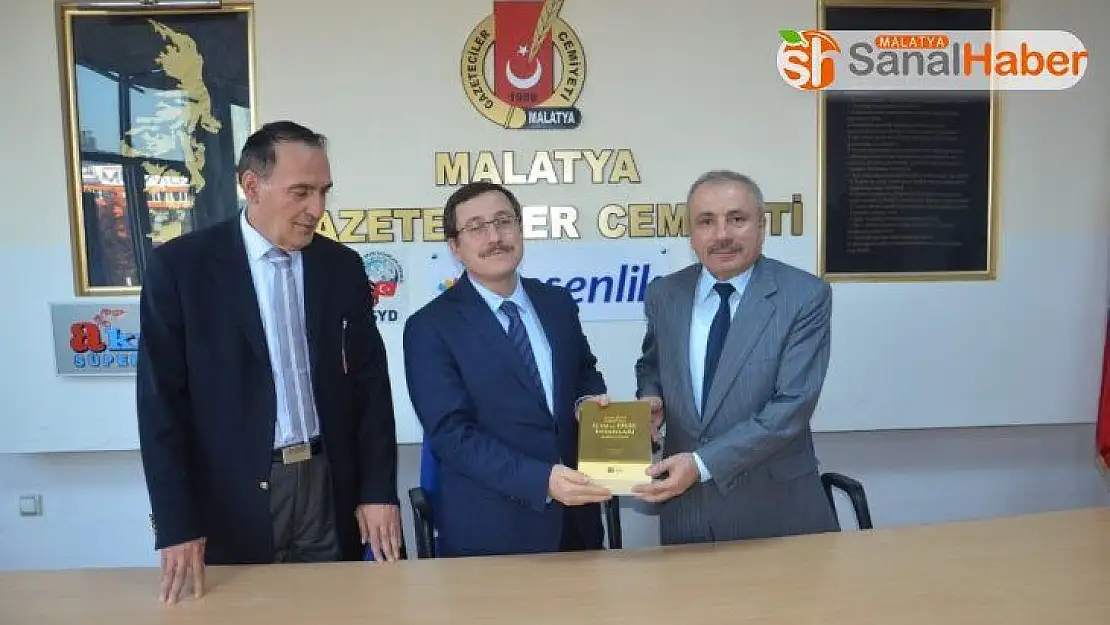 Rektör Kızılay'dan Gazeteciler Cemiyetine ziyaret