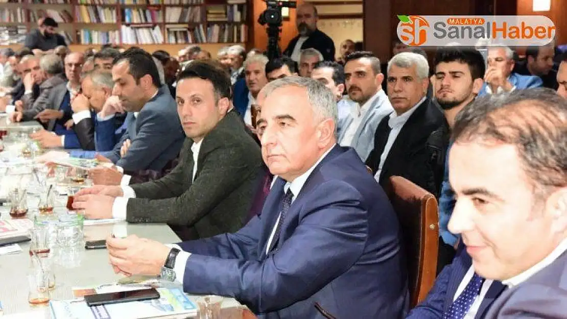 Rektör Turgut, İstanbul'da hemşerileriyle bir araya geldi