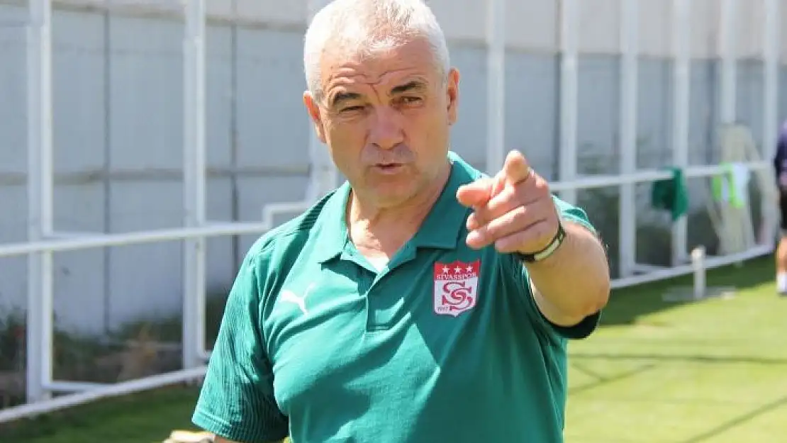 'Rıza Çalımbay: ''Hiçbir rakipten korkmuyorum'''