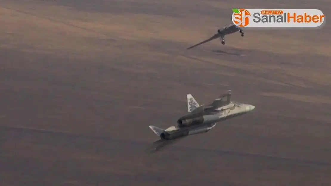 Rus SİHA'sı ile SU-57 ilk kez ortak uçuş gerçekleştirdi
