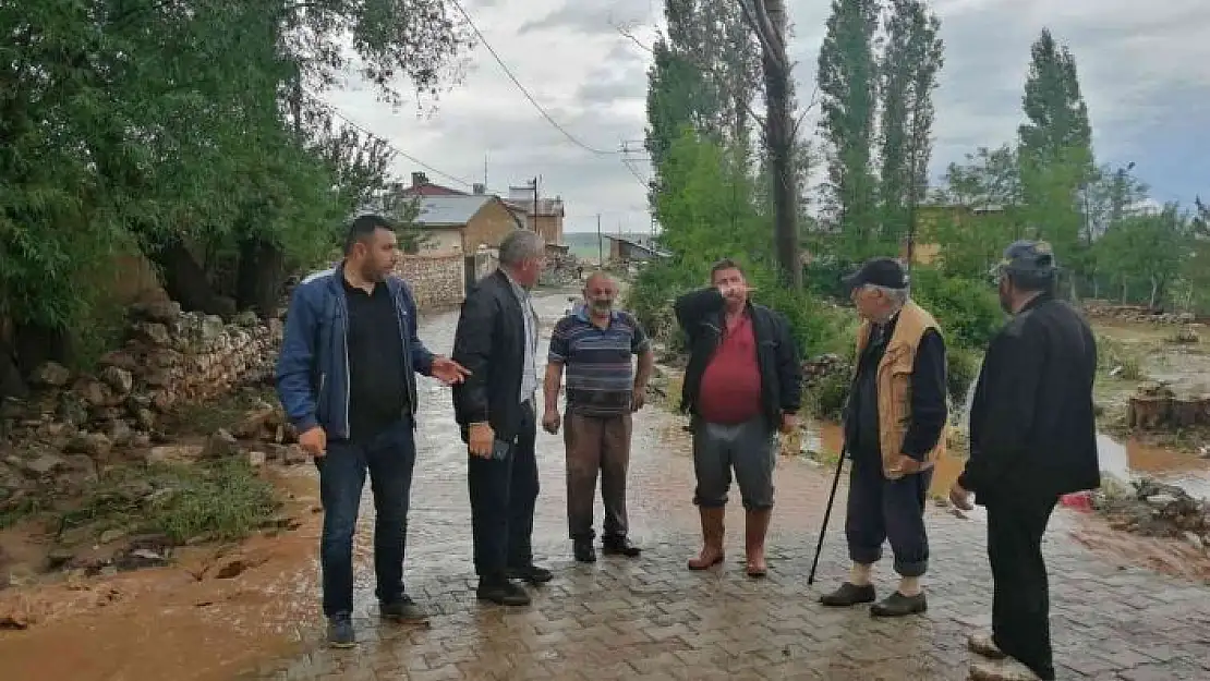 'Sağanak yağış tarım arazilerini vurdu'