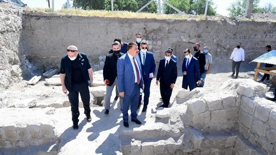 'Şahabiyye-i Kübra Medresesinde çalışmalar devam ediyor'