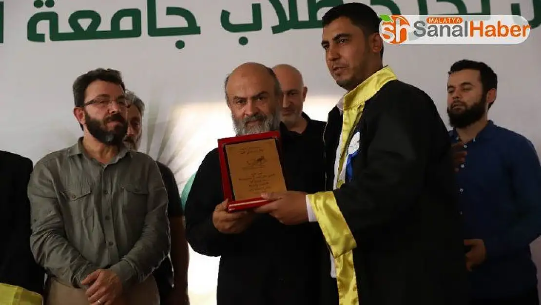 Şam Üniversitesi ilk mezunlarını verdi