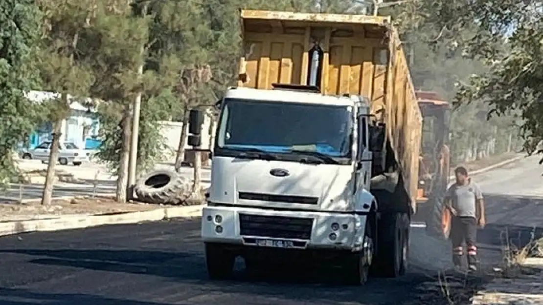 'Samsat´ta şehir içi yollara beton asfalt döküldü'