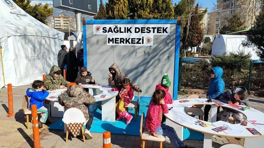 'Samsun Büyükşehir Belediyesi afet bölgesinde ''Çocuk Oyun Evi'' kurdu'