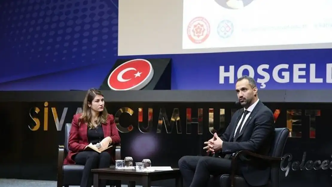 'SCÜ´de ''Kariyer Söyleşileri'' adlı program düzenlendi'