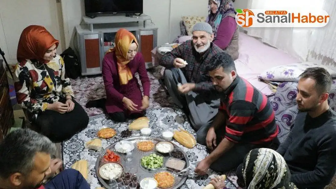 Şehidin dede ve ninesine kahvaltı sürprizi