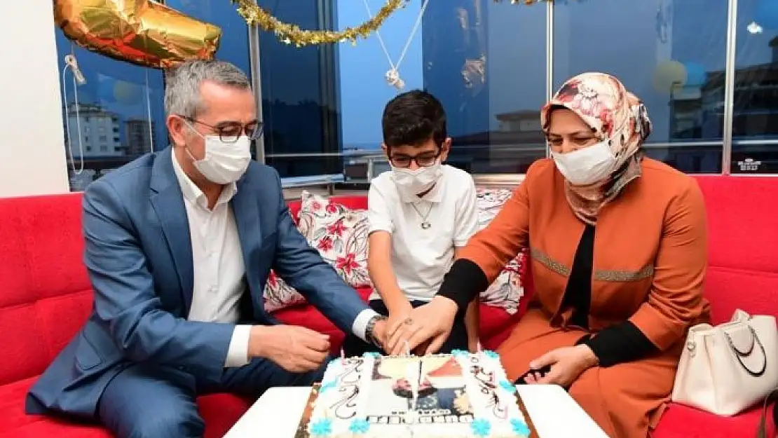 'Şehidin oğluna doğum günü sürprizi'