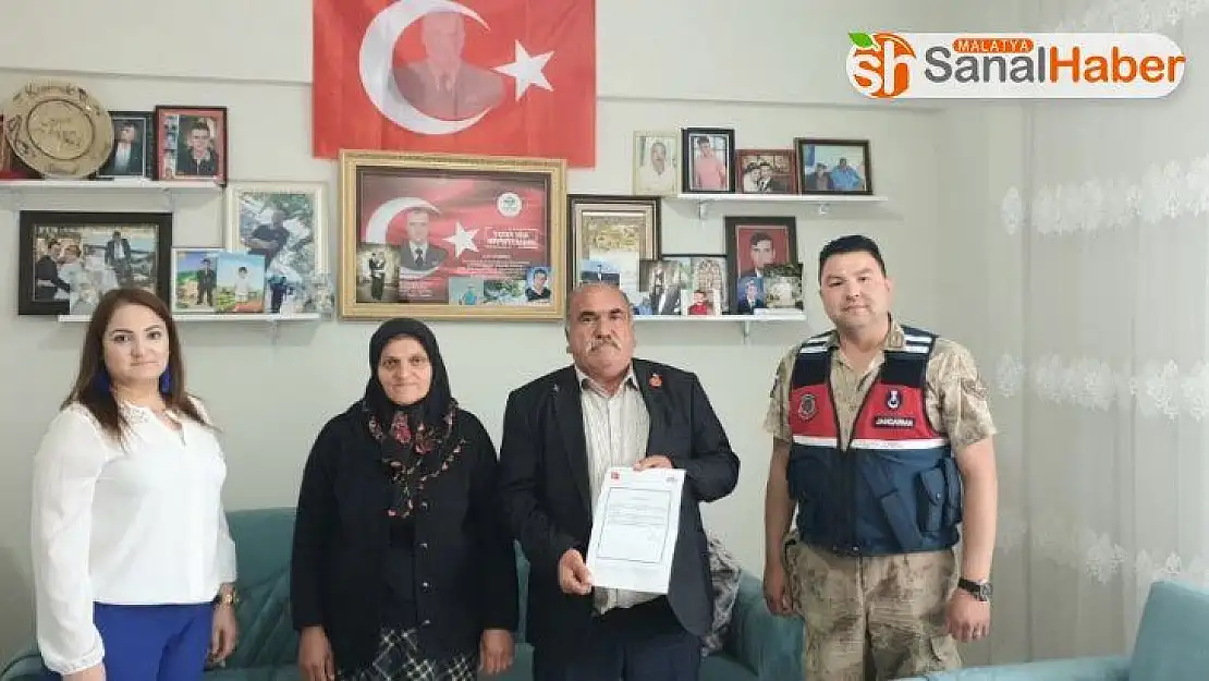 Şehit ailesinden Jandarma Karakoluna teşekkür ziyareti