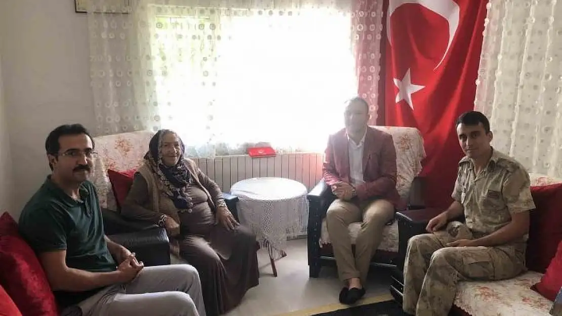 'Şehit annesinden 55 bin lira bağış'