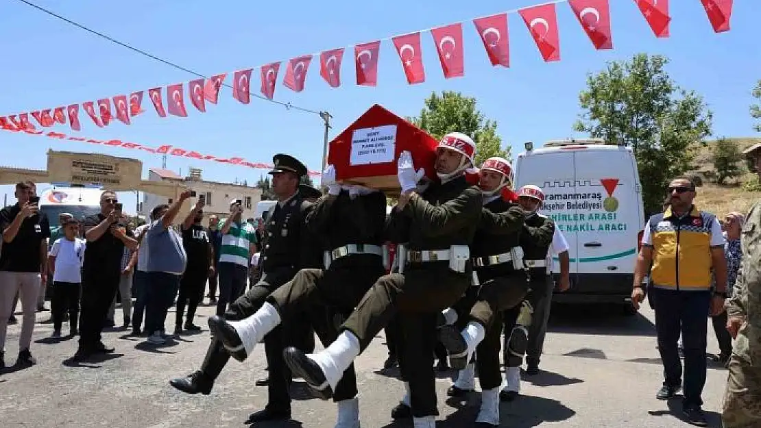 'Şehit Piyade Astsubay Çavuş Mehmet Ali Horoz son yolculuğuna uğurlandı'