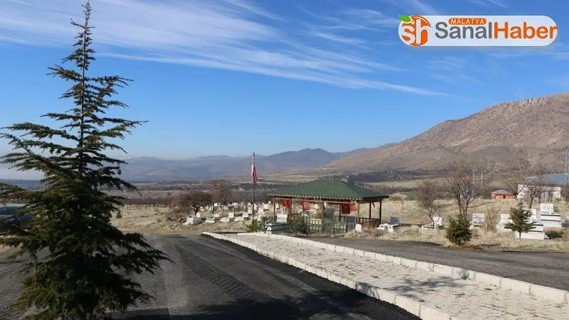 Şehit Sekin'in kabrinin yolu yenilendi