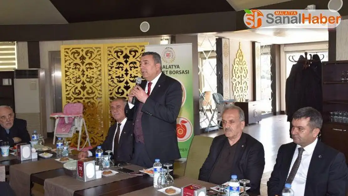 Şehit yakınları ve gaziler yemekte bir araya geldi