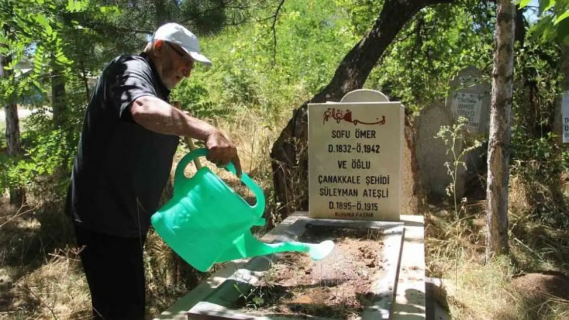 'Şehitlerinin mezarına gidemeyince köylerinde temsili mezar yaptılar'