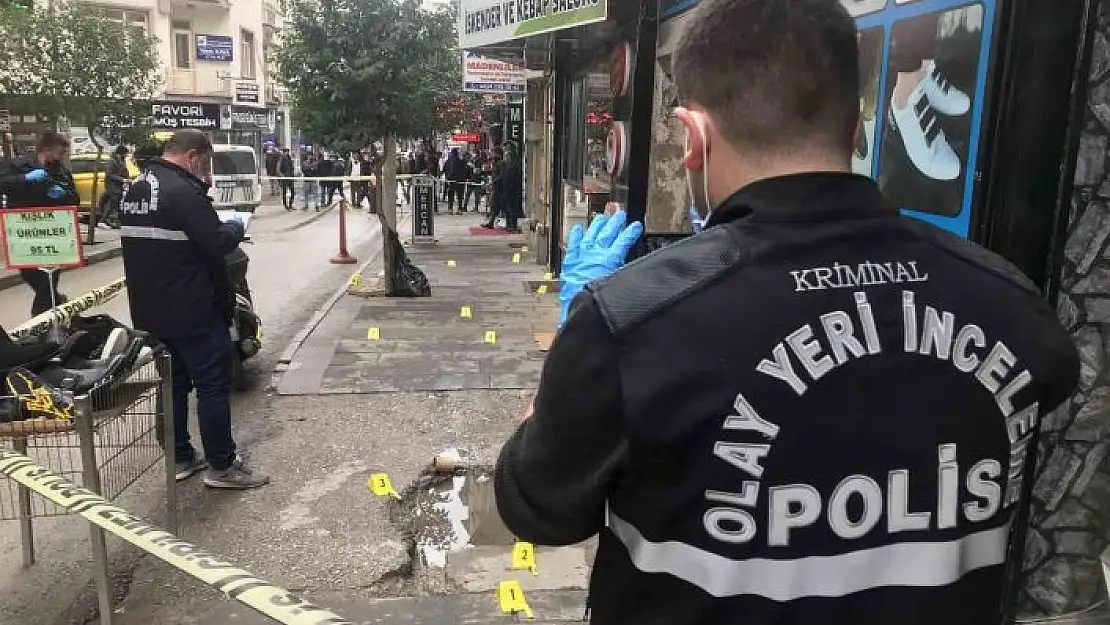 'Şehrin göbeğinde silahlı çatışma: 2 yaralı'