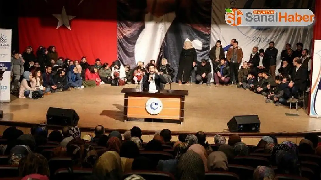 Serdar Tuncer'den şiir gecesi