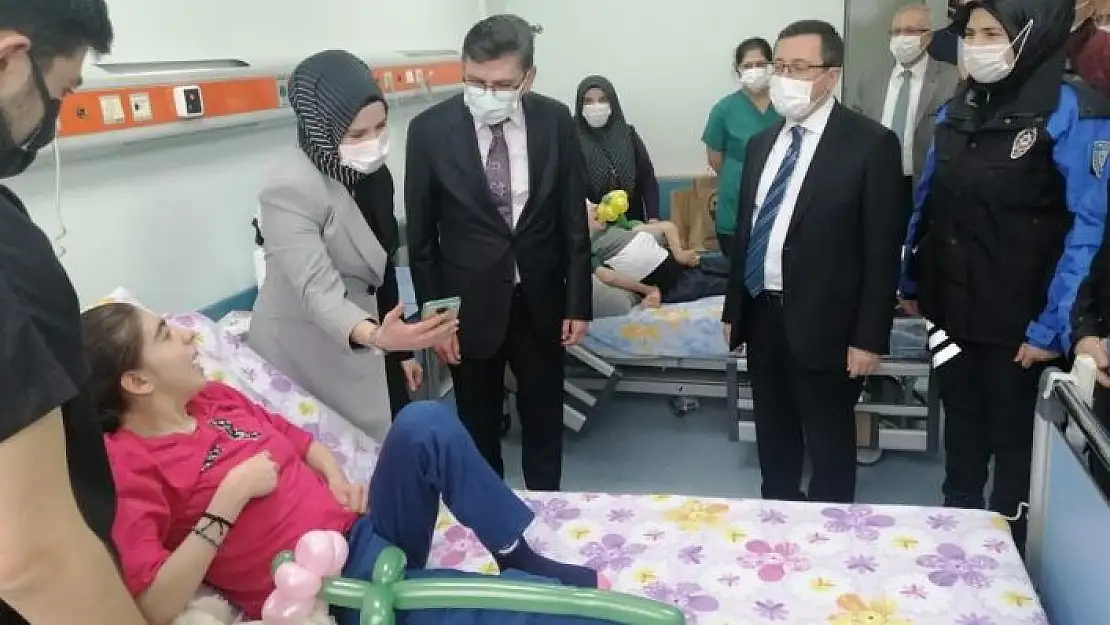 'Serebral Palsi hastası kardeşlere moral'