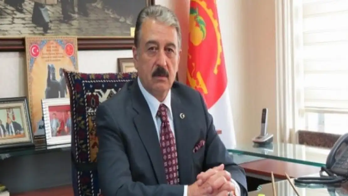 ESNAF BAŞBAKAN DAVUTOĞLU´NDAN MÜJDE BEKLİYOR