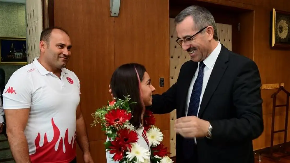 'Sevilay, Olimpiyat´ta mücadele edecek'