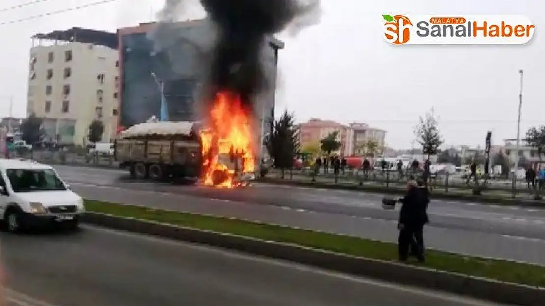 Malatya´da Seyir halindeyken alev topuna döndü