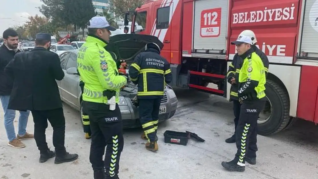 'Seyir halindeki otomobil alev aldı'