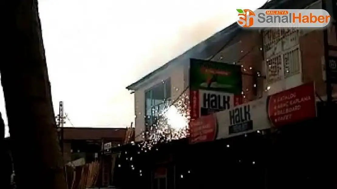 Malatya´da Şiddetli rüzgar yangına neden oldu