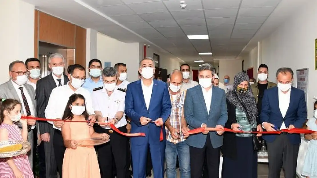 'Silah arkadaşları şehidin memleketine kütüphane kurdu'
