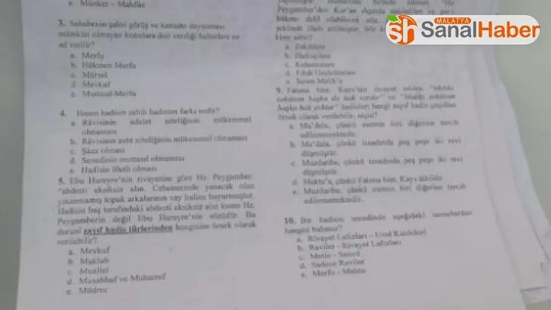 Malatya´da bir kavşakta bulunan Sınav kağıtları heyecanlandırdı