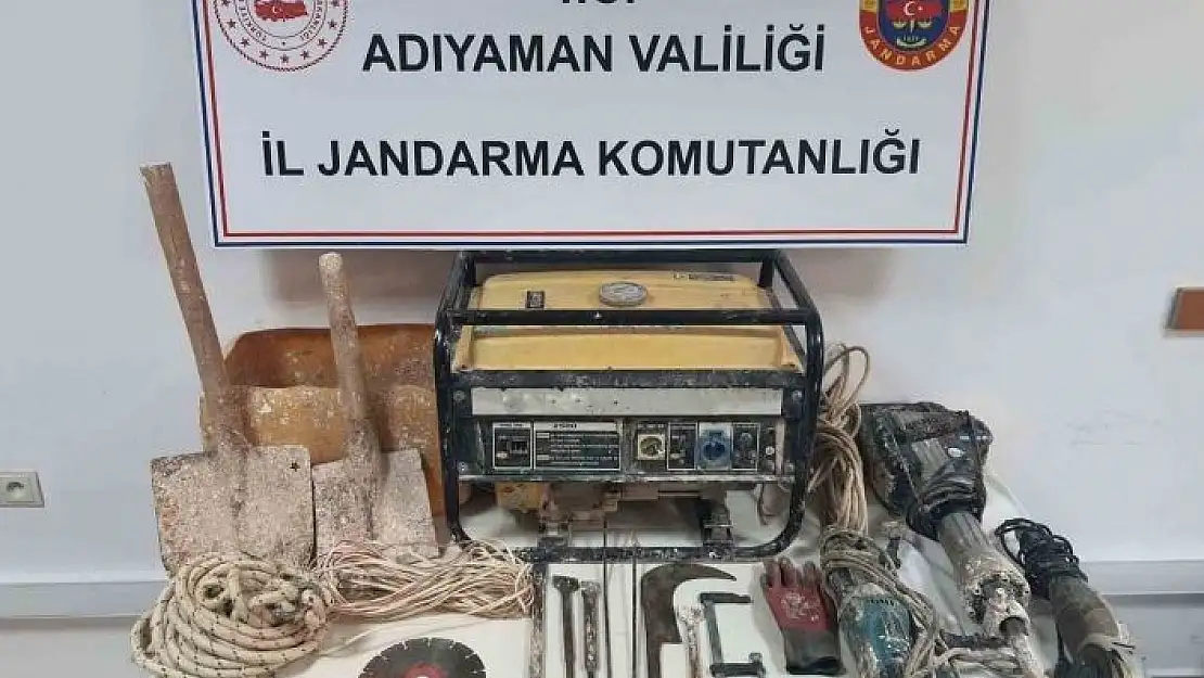 'SİT alanında kaçak kazıya jandarma operasyonu'