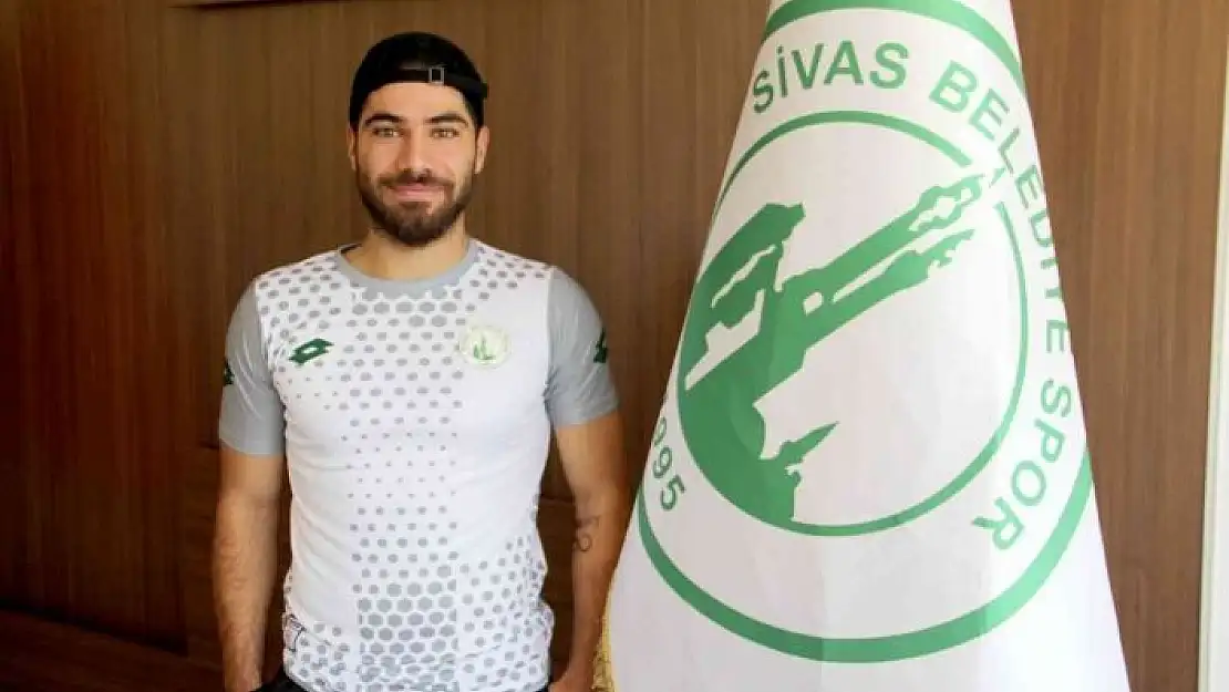 'Sivas Belediyespor, Furkan Sağman´ın sözleşmesini uzattı'