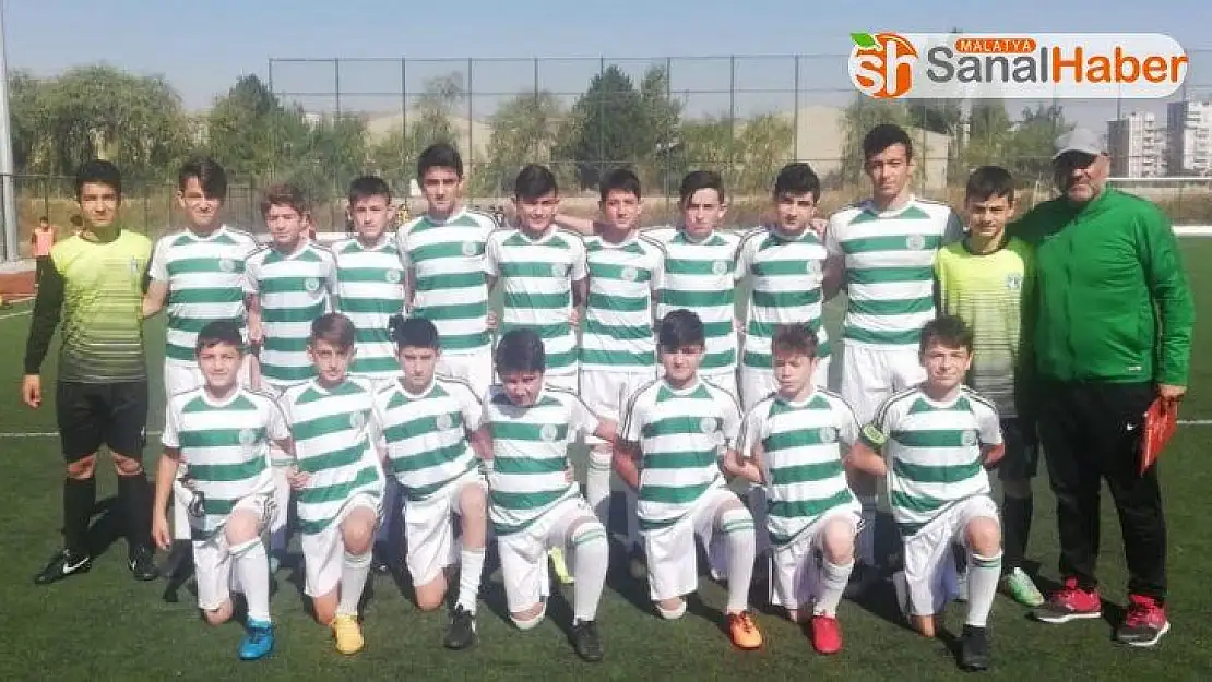 Sivas Belediyespor U17 şampiyonluğu garantiledi