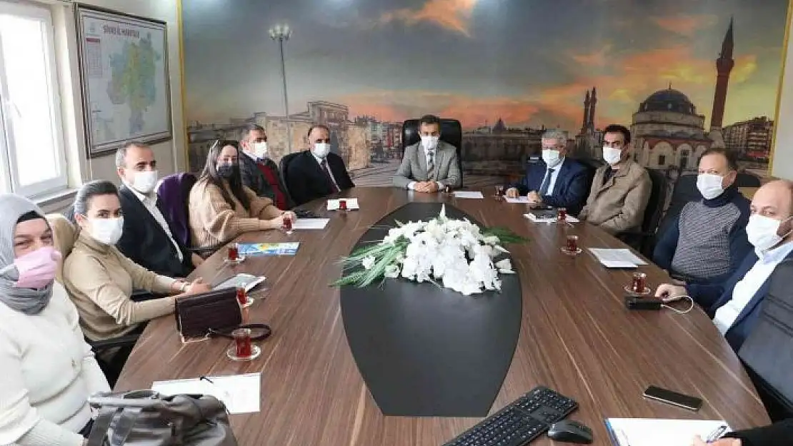 'Sivas´ta binin üzerinde kişi eğitime geri döndü'