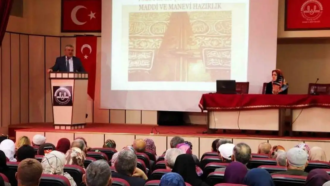 'Sivas´ta hacı adaylarına eğitim semineri'