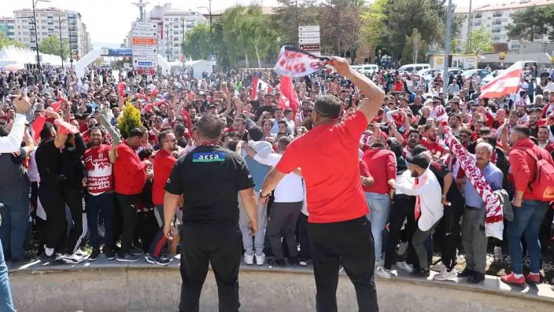 'Sivas´ta kupa coşkusu bugün de devam etti'