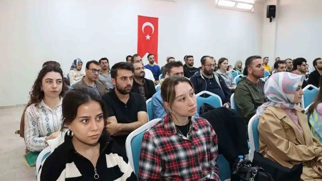 'Sivas´ta öğretmenlere uyum semineri verildi'