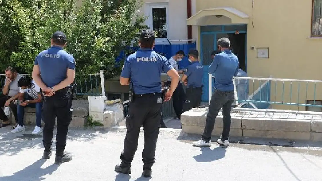 'Sivas´ta şüpheli ölüm'