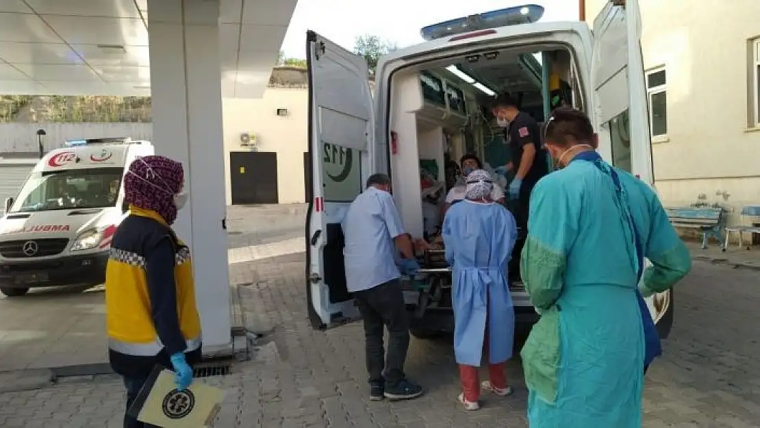 'Sivas´ta trafik kazası 1´i ağır 4 yaralı'