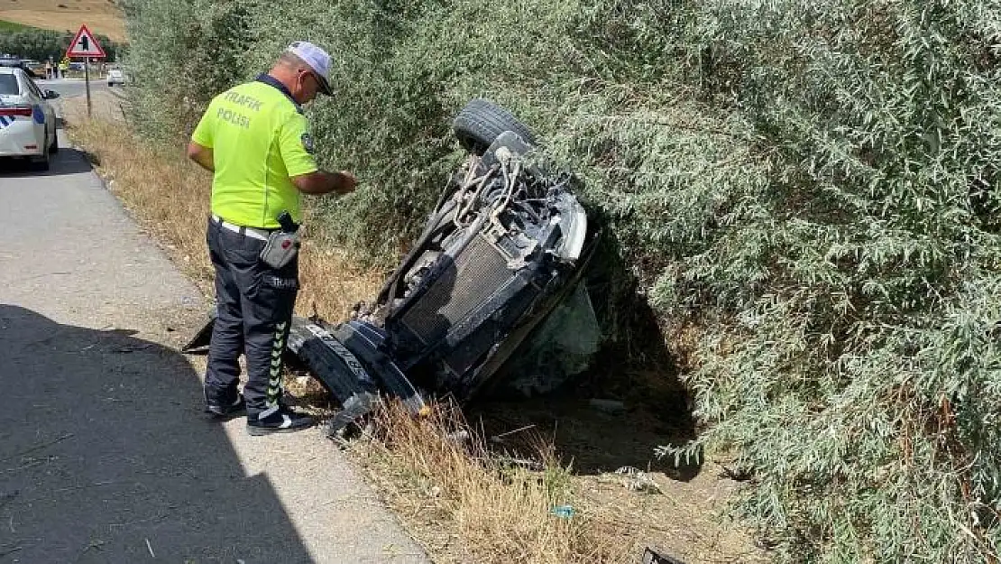 'Sivas´ta trafik kazası: 3´ü çocuk 5 yaralı'