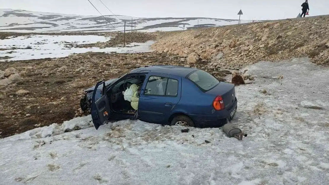 'Sivas´ta trafik kazası 3 yaralı'