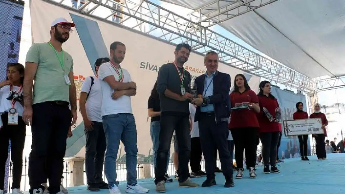 'Sivas´ta Uluslararası Robot Yarışması düzenlendi'